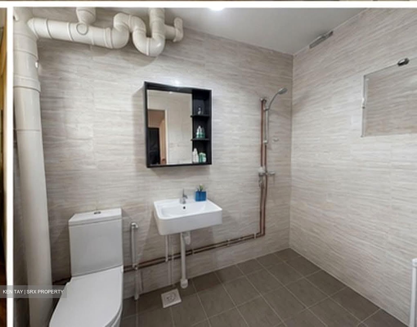 Blk 230F Tampines Street 24 (Tampines), HDB Executive #598293001